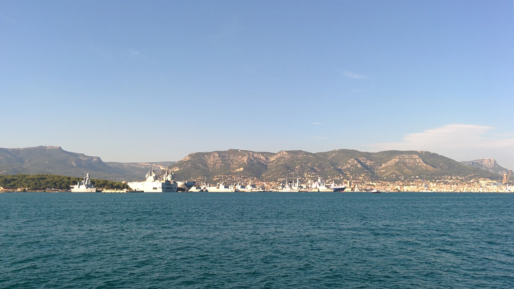 Panorama de la rade de Toulon